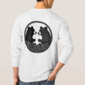 黒と白のクマ Tシャツ (裏面)