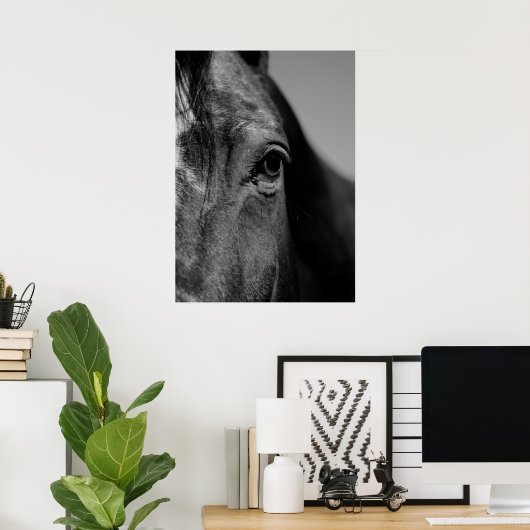 黒と白のクローズアップ馬の目のアートワーク ポスター (ホームオフィス)