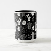 黒と白のサボテンのドードルパターン マグカップ (中央)