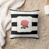 黒と白のストライプのピンクのバラ クッション (ブランケット)