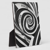 黒と白のスパイラル「フォーカス」 フォトプラーク (側面)