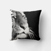 黒と白のタイガーアイワイルドアニマル クッション (裏面)