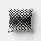 黒と白のダイヤモンドパターンのアクセント枕 クッション (裏面)