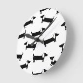 黒と白のダックスフント ラウンド壁時計 (傾斜)