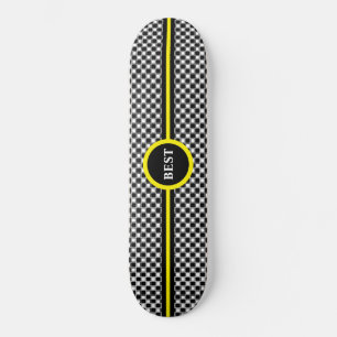 黒と白のチェスパターンとカリグラフィー スケートボード
