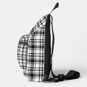 黒と白のチェック柄 スリングバッグ (右)