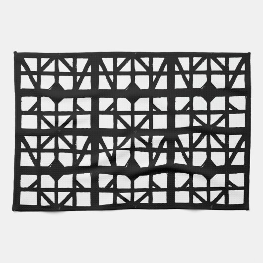 黒と白のドイツの半木造の家のパターン キッチンタオル (横)