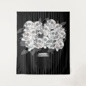 黒と白のドクロ薔薇の花束 タペストリー (正面)