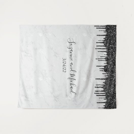 黒と白のマーブルグリッターが滴るウェディング タペストリー (正面(横))