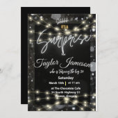 黒と白のモダンなサプライズ招待QRコード RSVP 招待状 (正面/裏面)