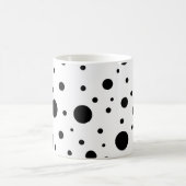 黒と白のランダムドット コーヒーマグカップ (中央)