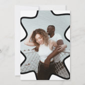 黒と白のレトロなウェーブエッジ フレーム 冬の結婚式 セーブザデート (裏面)