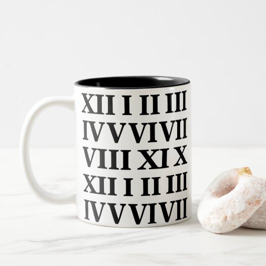 黒と白のローマ数字 ツートーンマグカップ (ドーナツ)