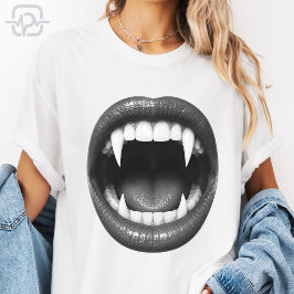 黒と白のヴァンパイアの牙 ゴシックハロウィン Tシャツ
