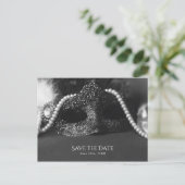 黒と白の仮装マスク真珠の日付を保存 案内ポストカード (スタンド正面)