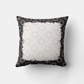 黒と白の円とひし形 クッション (裏面)