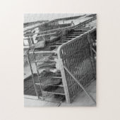 黒と白の写真を乾燥したユーモアのために下着 ジグソーパズル (縦)