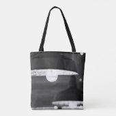 黒と白の古い錆びたライつるト トートバッグ (裏面)