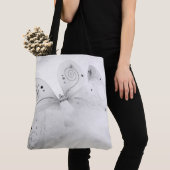 黒と白の妖精の翼とチュウ大 トートバッグ (クローズアップ)