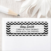 黒と白の山形のストライプパターン ラベル (インサイチュ)