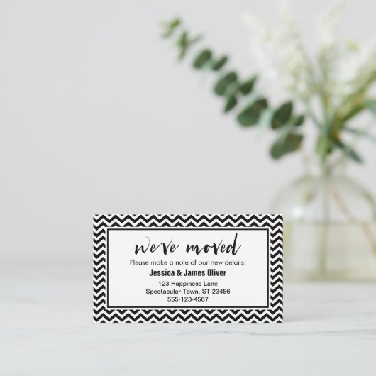 黒と白の山形「引っ越しました」挿入カード エンクロージャーカード (スタンド正面)