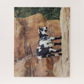 黒と白の山羊の岩 ジグソーパズル (縦)