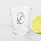 黒と白の文字S – スコーピオンズ ショットグラス (裏面)