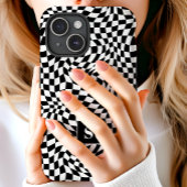 黒と白の波状のチェック柄のモノグラム入り Case-Mate iPhoneケース