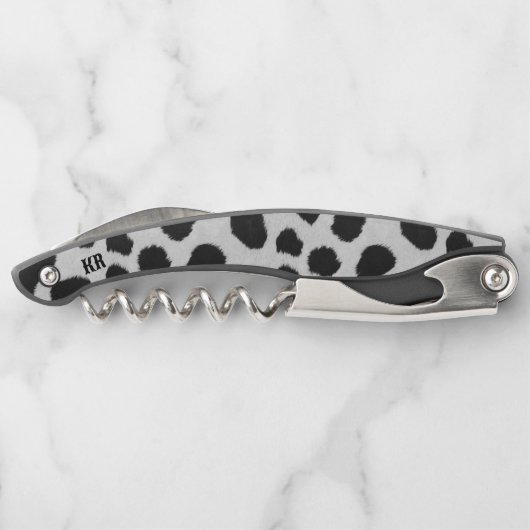 黒と白の牛の毛皮のパターンの背景 ソムリエナイフ (裏面)