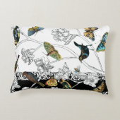 黒と白の背景の鳥と蝶 アクセントクッション (裏面)