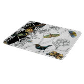 黒と白の背景の鳥と蝶 カッティングボード (角)