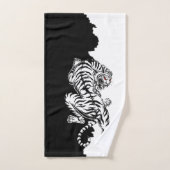 黒と白の虎の荷物タグ3つ折り財布l バスタオルセット (ハンドタオル)