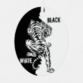 黒と白の虎の荷物タグ3つ折り財布l メタルオーナメント (正面)