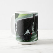 黒と白の蝶 コーヒーマグカップ (正面左)