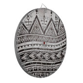 黒と白の部族のタトゥー幾何学的パターン ダーツボード (正面左)