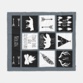 黒と白の部族の野生のウッドランズグレー フリースブランケット (正面(横))