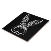 黒と白の部族ウサギ タイル (側面)