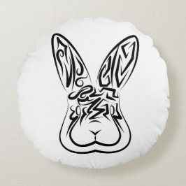 黒と白の部族ウサギ ラウンドクッション