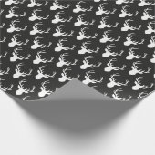 黒と白の鹿の頭模様 ラッピングペーパー (角)