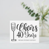 黒と白の40歳の誕生日招待状にお祝いを ポストカード (スタンド正面)