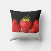 黒と白のtpcnmのDSイチゴ クッション (裏面)