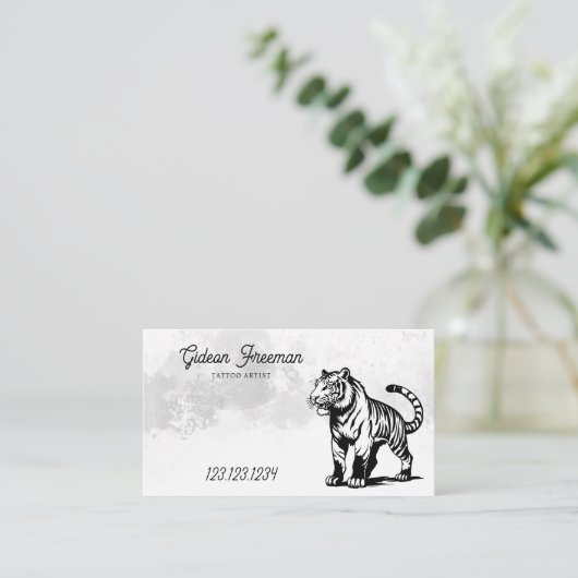 黒と白グランジスプラッシュタイガータトゥーアーティスト 名刺 (スタンド正面)