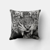 黒と白黒の野生の虎の写生 クッション (裏面)