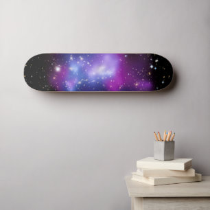 黒と紫の天体宇宙写真 スケートボード
