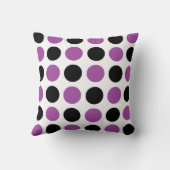 黒と紫の水玉模様 クッション (裏面)