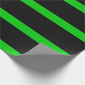 黒と緑の鉛筆のストライプ ラッピングペーパー (角)