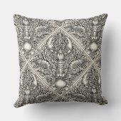 黒と自然の白の甲殻類 クッション (裏面)