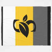 黒と色の数々のロゴストライプフリースブランケット フリースブランケット (正面(横))