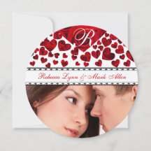 黒と赤いハートのバラ結婚式の日付を保存