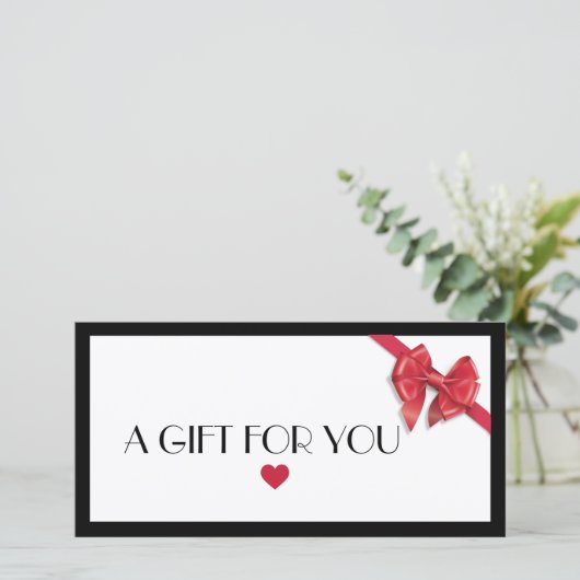 黒と赤いハートのロゴのギフト証明書 (スタンド正面)